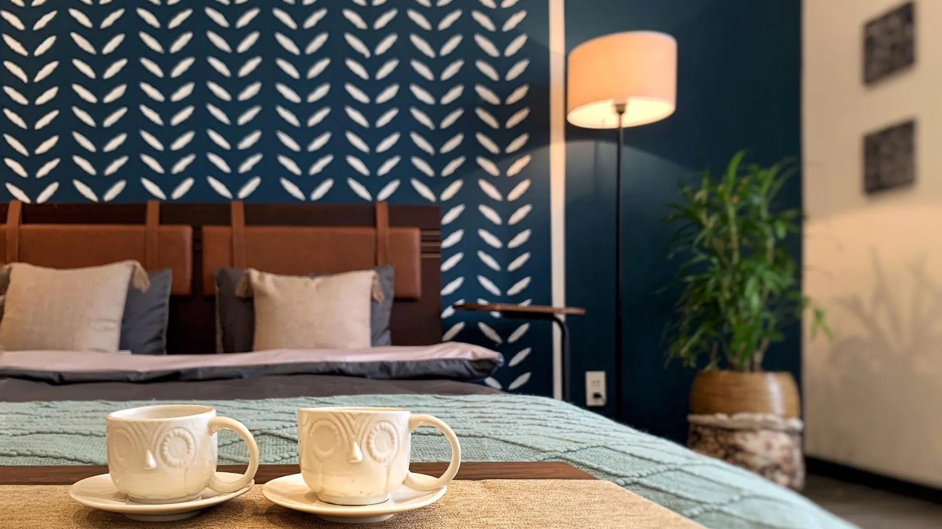 Benzen Boutique Stays-1 Min To Han River Da Nang 3*,
